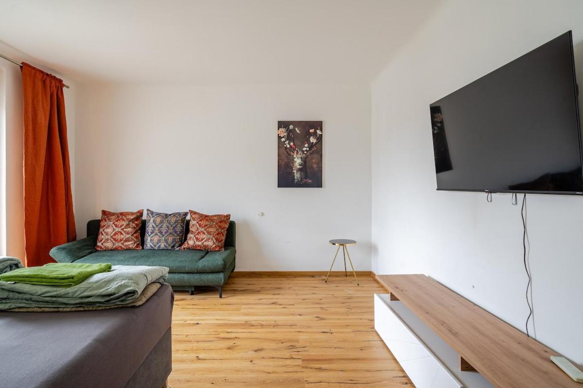 10 Minutes To City Centre And Next To Wien Hbf And Easy From Airport Kültér fotó